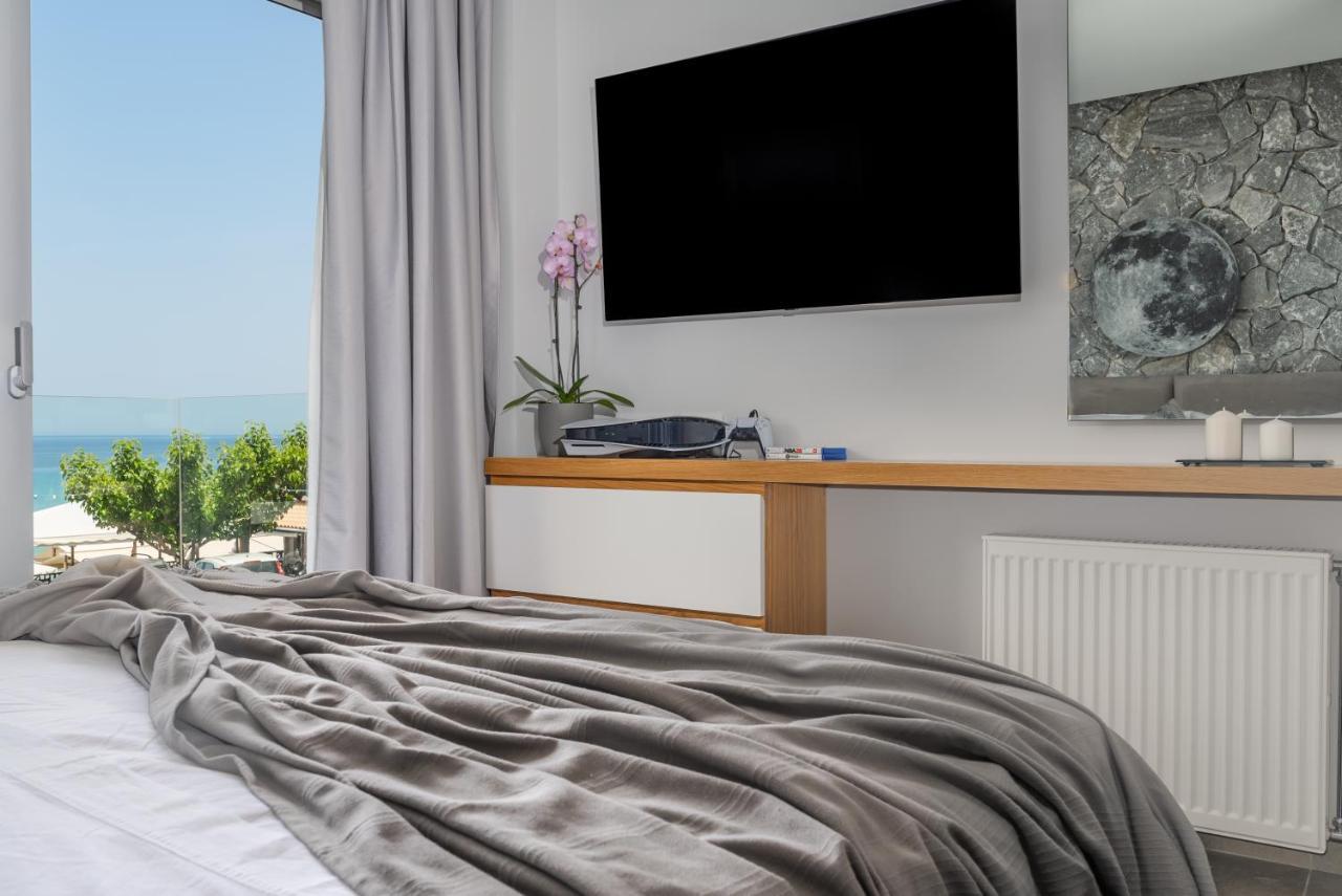 Sunrise Rent Rooms Ammoudi Exterior foto